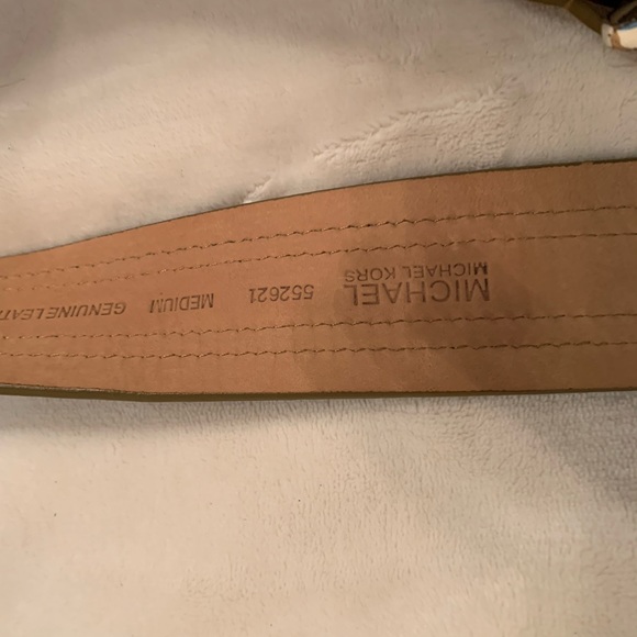 Belts - Picture 6 of 7